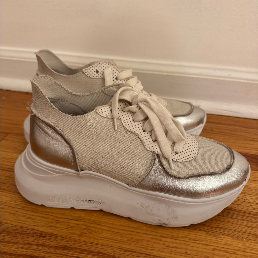 Andia Fora Sneakers